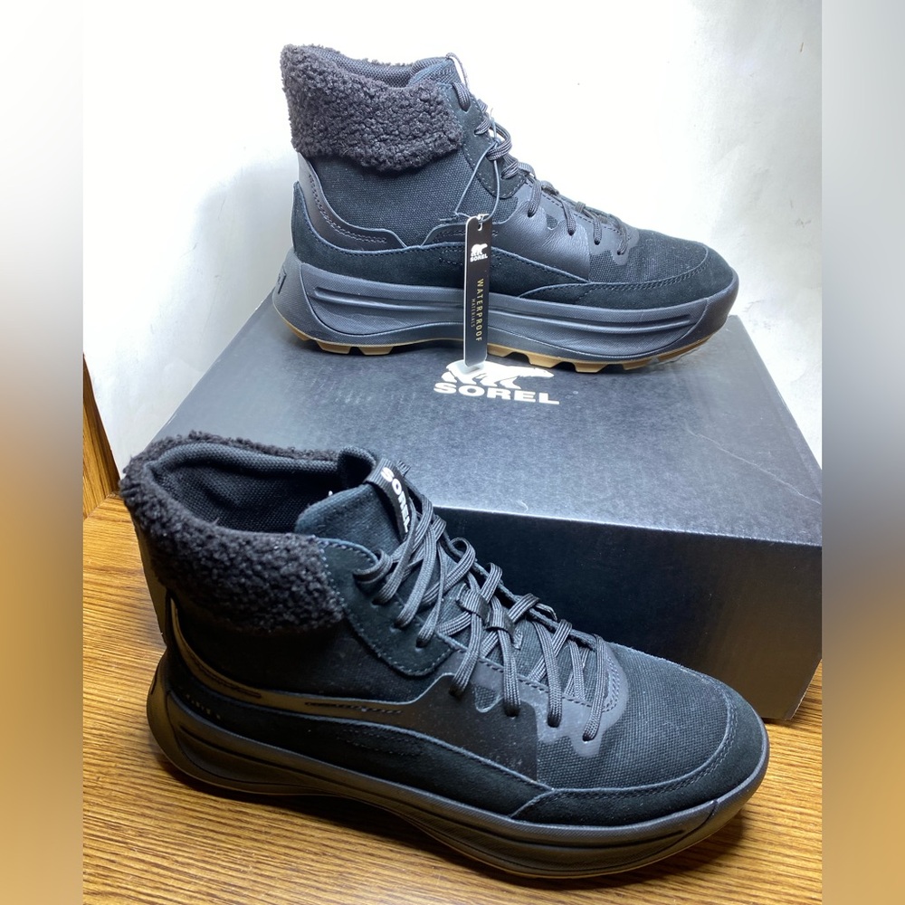 Sorel ONA 503 Mid Cozy Kinetic Impact Waterproof Black Sneaker Boots Women Sz 10